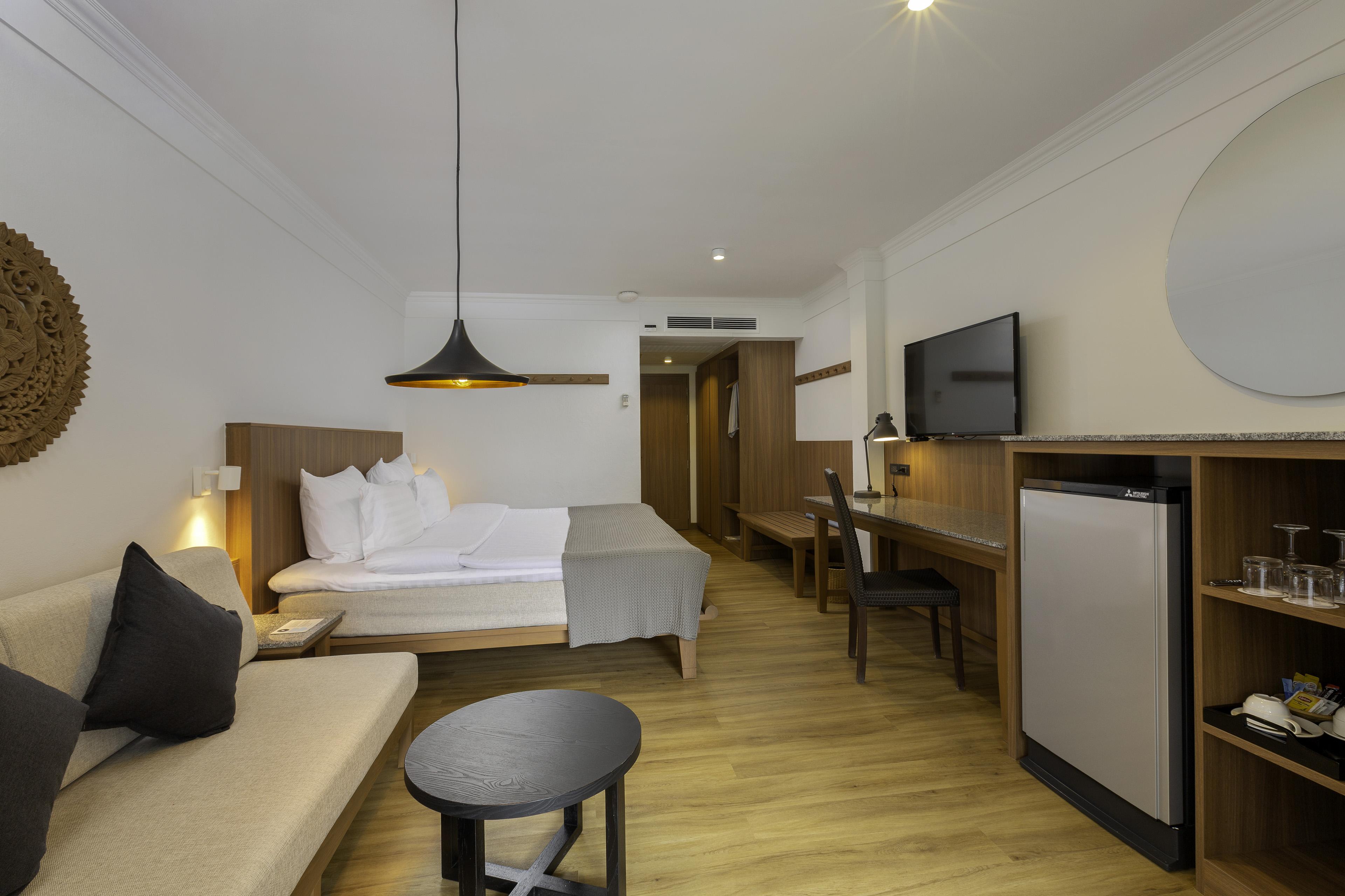 Sunprime Kamala Beach (Adults Only) Extérieur photo